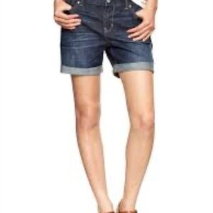 GAP 1969 Sexy Boyfriend Denim shorts size 31 equal to Woman’s size 12